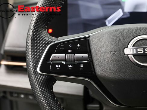 Used 2023 Nissan Ariya FWD image 15
