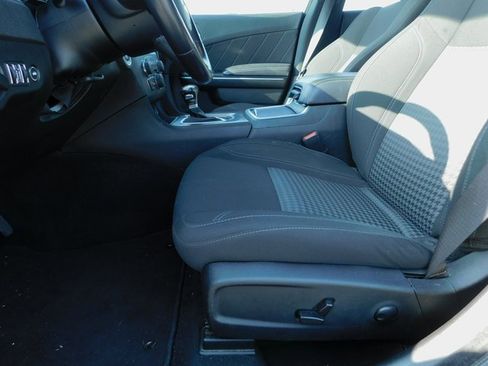 Used 2023 Dodge Charger SXT image 22