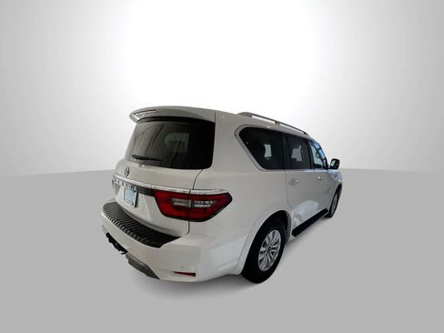 Used 2024 Nissan Armada SV AWD/4WD image 8