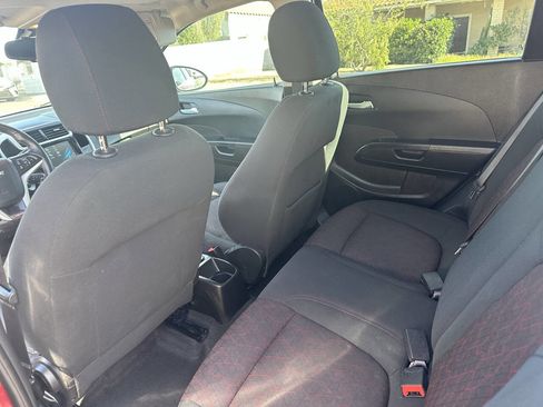 Used 2017 Chevrolet Sonic LT image 17