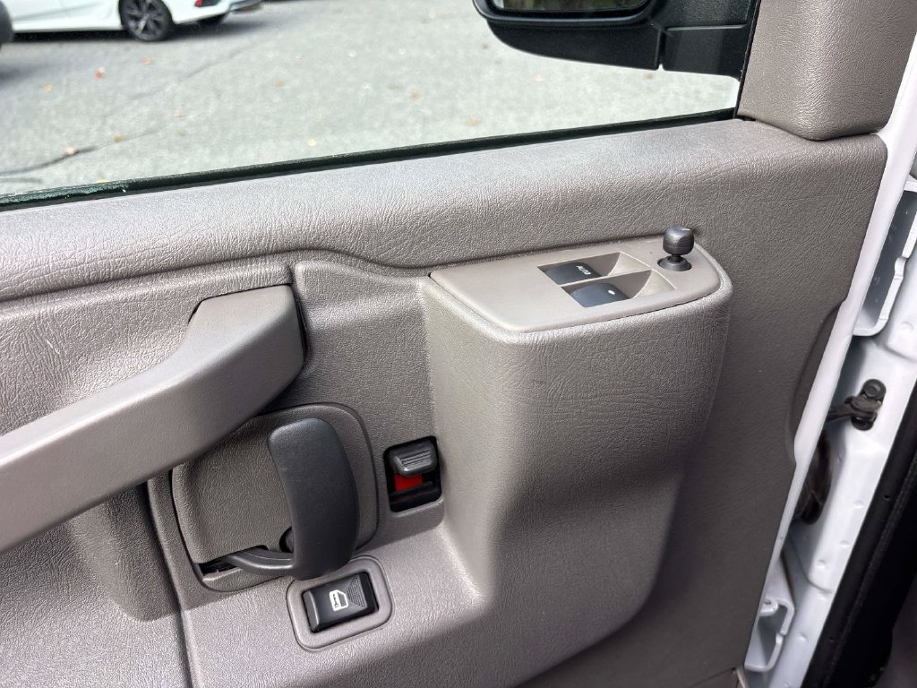 Used 2025 GMC Savana 2500 w/ Driver Convenience Package RWD image 14
