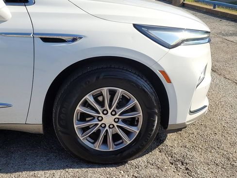 Used 2022 Buick Enclave Premium FWD image 8