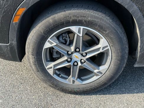 Used 2024 Chevrolet Blazer LT w/ Convenience Package image 11