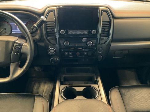 Used 2020 Nissan Titan PRO-4X image 11