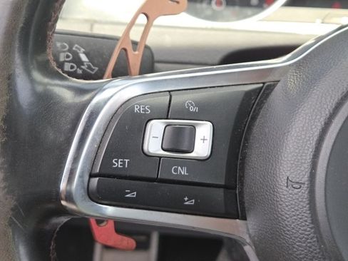Used 2015 Volkswagen GTI S FWD image 19