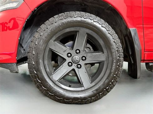 Used 2018 RAM 1500 Sport image 37