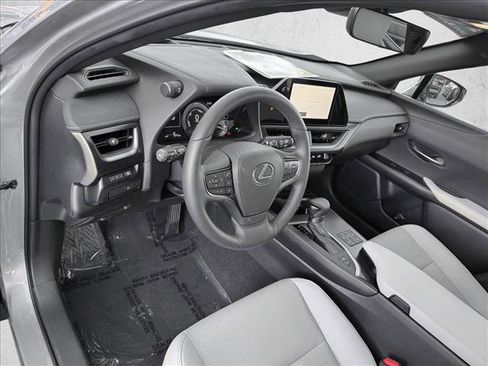 Used 2024 Lexus UX 250h F Sport image 12