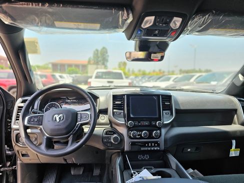 New 2026 RAM 1500 Express AWD/4WD image 21