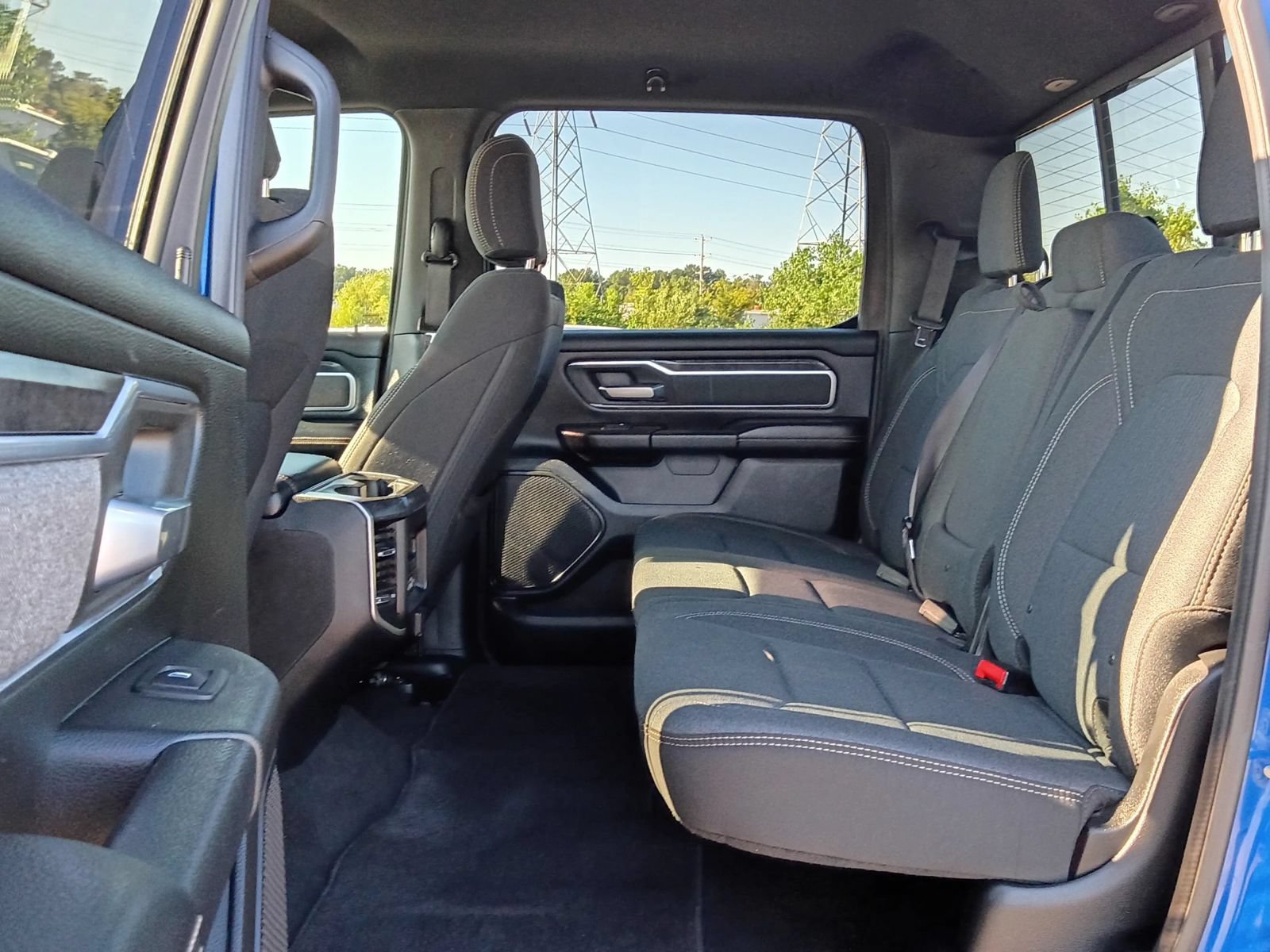 Used 2019 RAM 1500 Big Horn RWD image 17