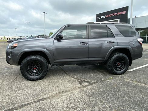 Used 2016 Toyota 4Runner TRD Pro AWD/4WD image 16