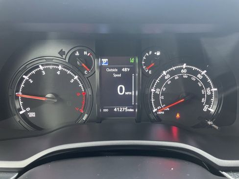 Certified 2024 Toyota 4Runner SR5 image 25