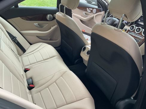 Used 2016 Mercedes-Benz C 300 4MATIC Sedan image 19