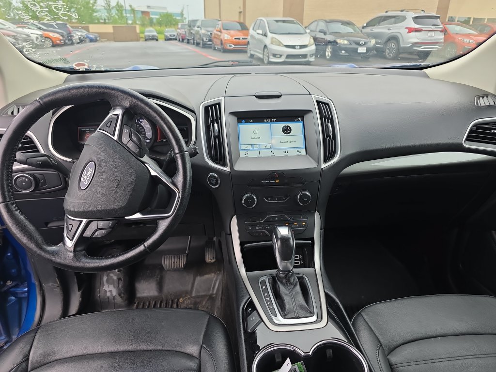Used 2018 Ford Edge SEL w/ Equipment Group 201A AWD/4WD image 12