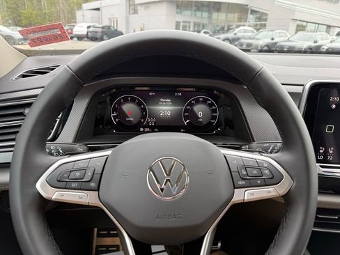 New 2026 Volkswagen Atlas Peak Edition AWD/4WD image 36