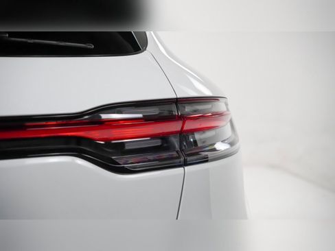 New 2026 Porsche Macan S image 12