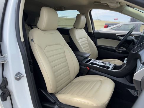 Used 2022 Ford Edge SEL w/ Convenience Package image 29