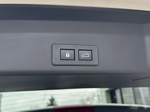 Used 2023 Subaru Ascent Limited image 26