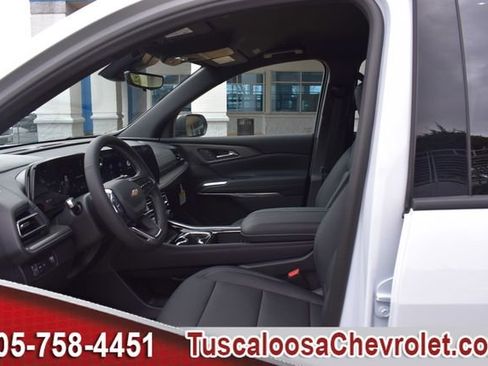 New 2026 Chevrolet Traverse LT w/ Driver Confidence Package image 16