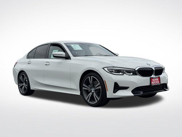 Used 2022 BMW 330i Sedan w/ Driving Assistance Package RWD image 4