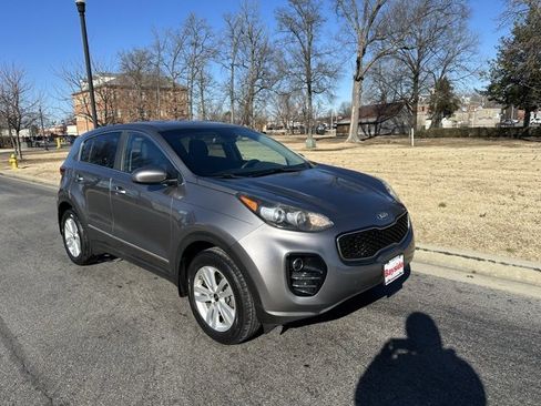 Used 2018 Kia Sportage LX image 23