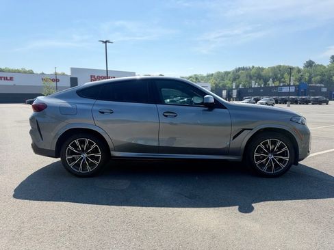 Used 2024 BMW X6 xDrive40i w/ Premium Package AWD/4WD image 8