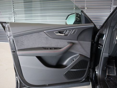 New 2026 Audi SQ8 Prestige AWD/4WD image 28