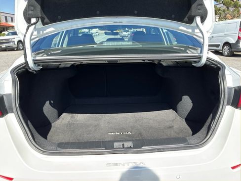 Used 2023 Nissan Sentra SR w/ Electronics Package FWD image 21