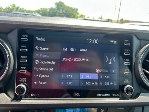 Used 2021 Toyota Tacoma TRD Pro AWD/4WD image 25