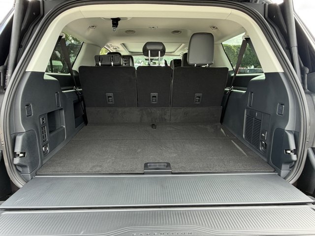 New 2027 Ford Expedition Max Active RWD image 18