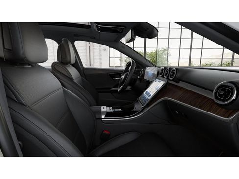 New 2025 Mercedes-Benz C 300 4MATIC Sedan image 4
