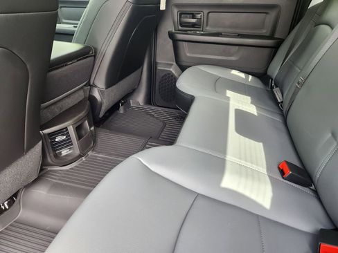 New 2026 RAM 2500 Tradesman AWD/4WD image 31