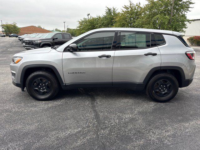 Used 2018 Jeep Compass Sport FWD image 6