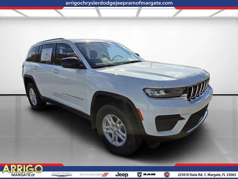 New 2025 Jeep Grand Cherokee Laredo X w/ MOPAR Finishing Package image 1