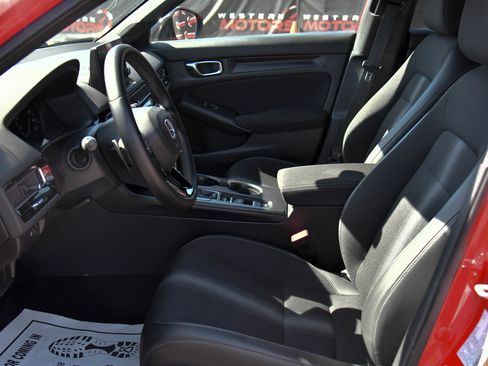 Used 2024 Honda Civic Sport image 16