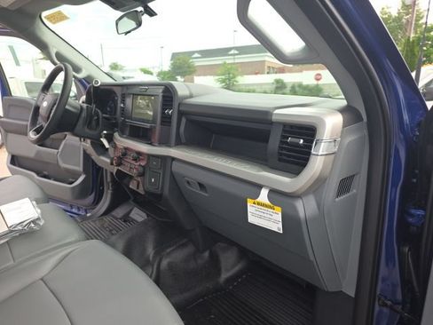 New 2026 Ford F550 4x4 Regular Cab Super Duty image 27