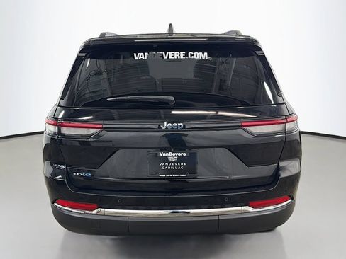 Used 2023 Jeep Grand Cherokee 4WD 4xe image 8