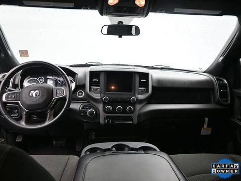 Used 2024 RAM 2500 Tradesman w/ Chrome Appearance Group AWD/4WD image 13
