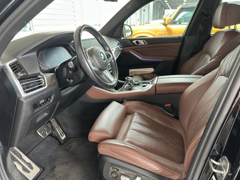 Used 2022 BMW X5 sDrive40i w/ M Sport Package RWD image 5