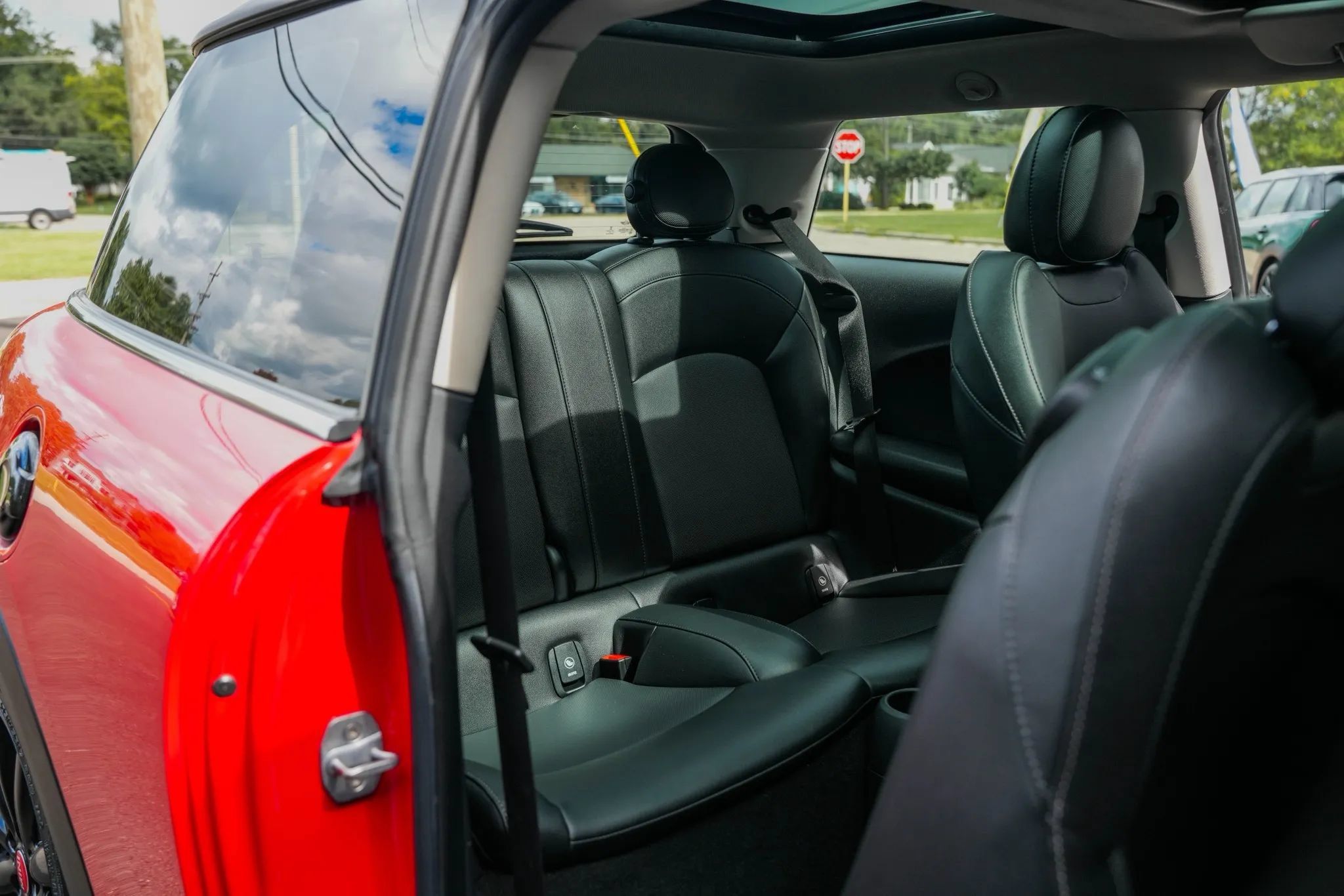 Used 2019 MINI Cooper S FWD image 30