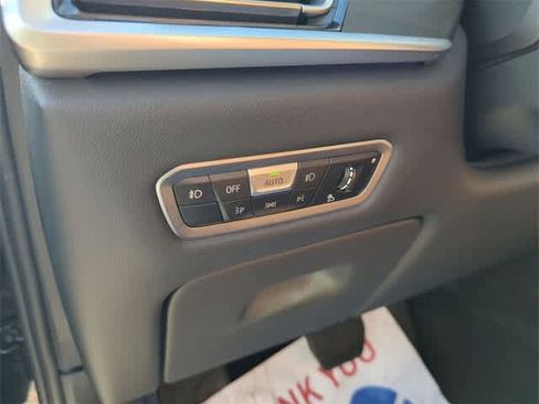 Used 2022 BMW X7 xDrive40i w/ Premium Package image 36
