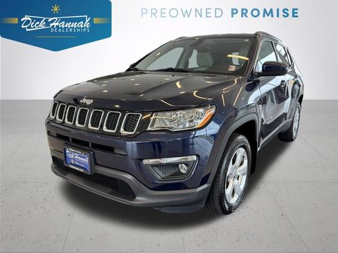 Used 2018 Jeep Compass Latitude w/ Popular Equipment Group AWD/4WD image 1