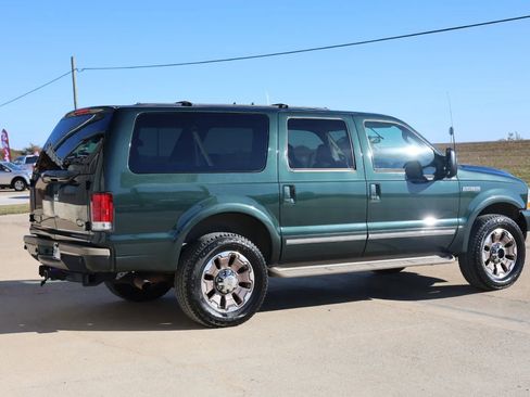 Used 2003 Ford Excursion Limited image 3