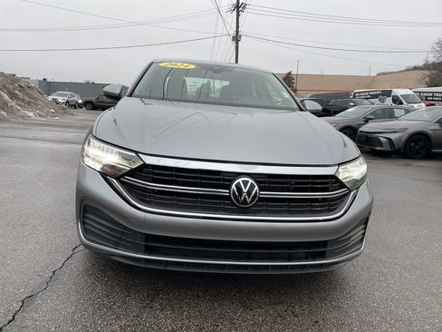 Used 2024 Volkswagen Jetta S image 5