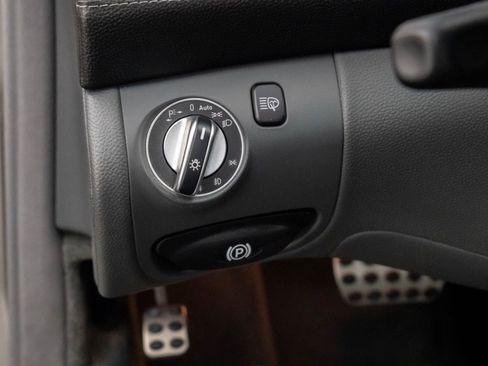 Used 2004 Mercedes-Benz SL 55 AMG image 15