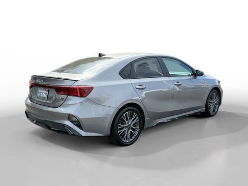 Used 2023 Kia Forte GT-Line w/ GT-Line Technology Package FWD image 5