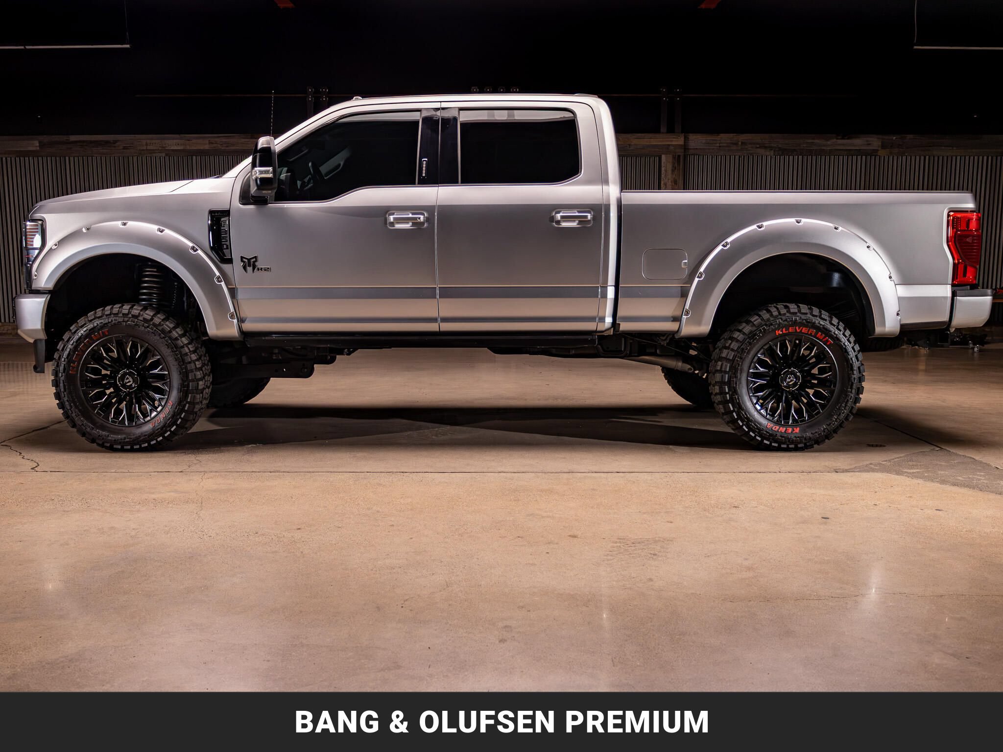 Used 2020 Ford F350 Lariat AWD/4WD image 5