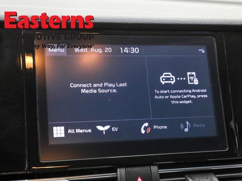 Used 2022 Kia Niro EX w/ Cold Weather Package image 19