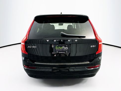 Used 2023 Volvo XC90 B5 Core w/ Protection Package Premier image 7