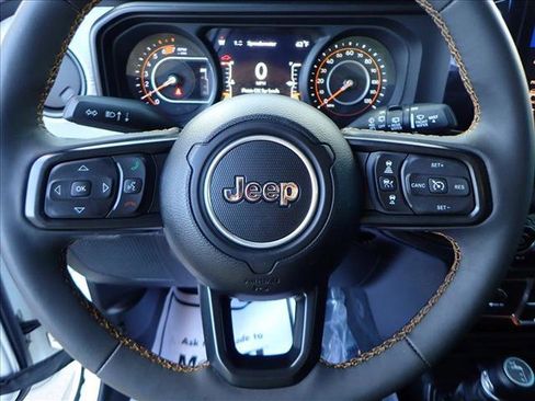 Used 2024 Jeep Wrangler Sport S image 12