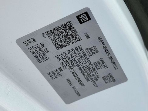 New 2025 Chevrolet Express 2500 w/ Driver Convenience Package image 18